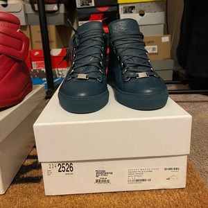 Balenciaga Petrol Blue Leather Arena High-top Sneakers
Size: US 7 / EU 40